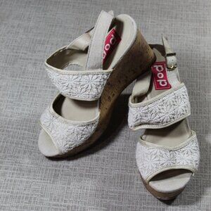 Pop Eugena White Flower Lace Cork Wedge Sandals - LIKE NEW